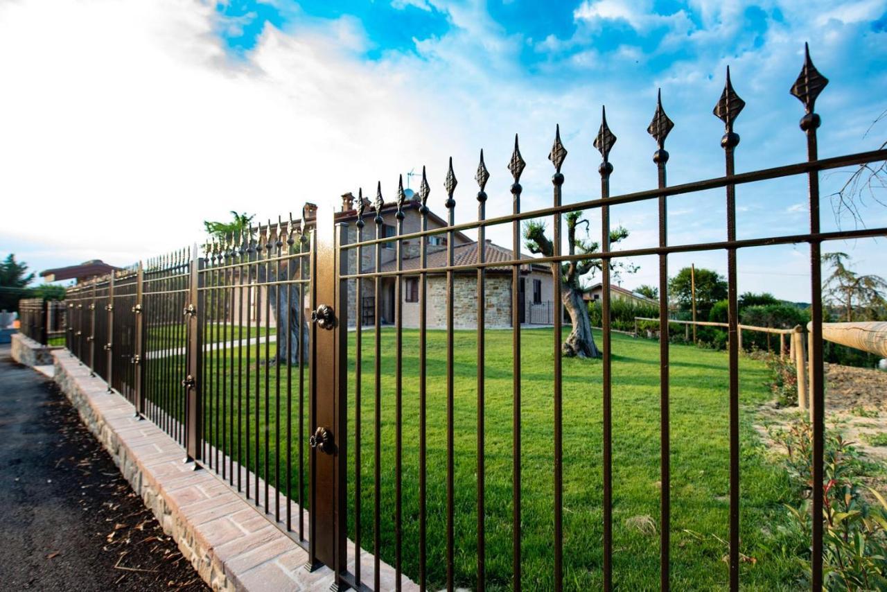 B&B Madonna Carradori Country Offagna Exterior photo